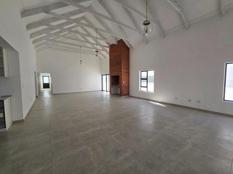 3 Bedroom Property for Sale in Britannia Bay Western Cape